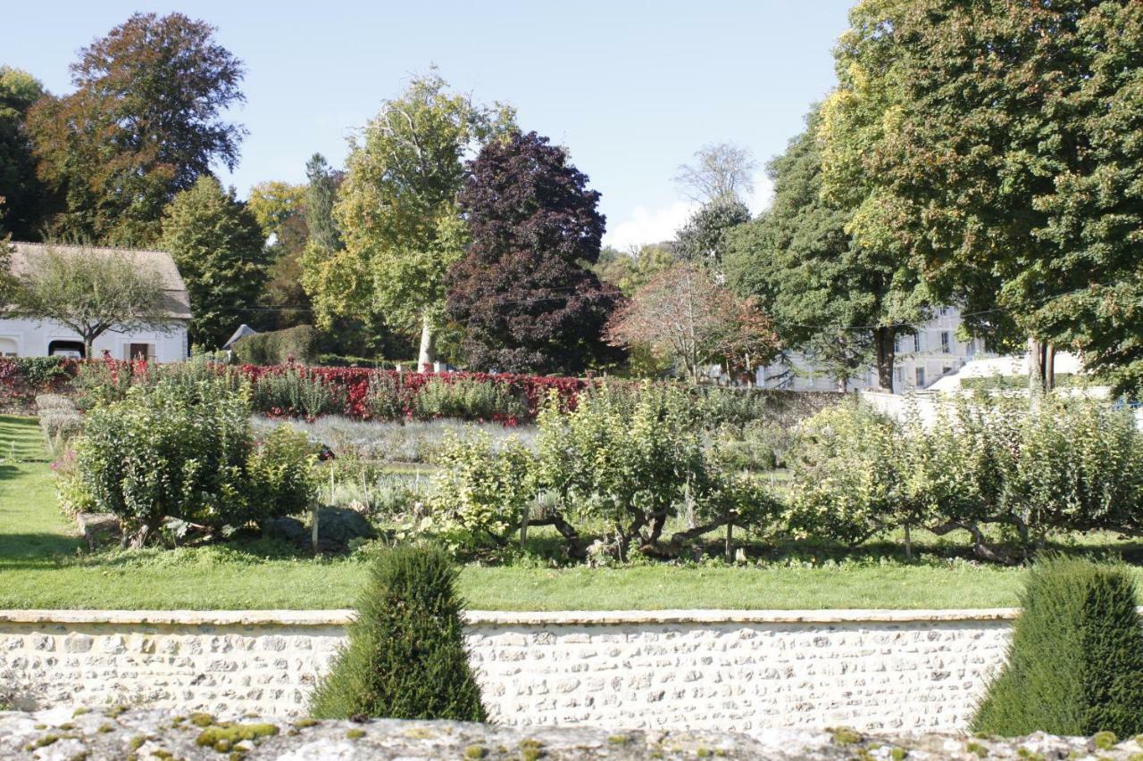 Avenue Du Chateau Saint-Just  Buitenkant foto
